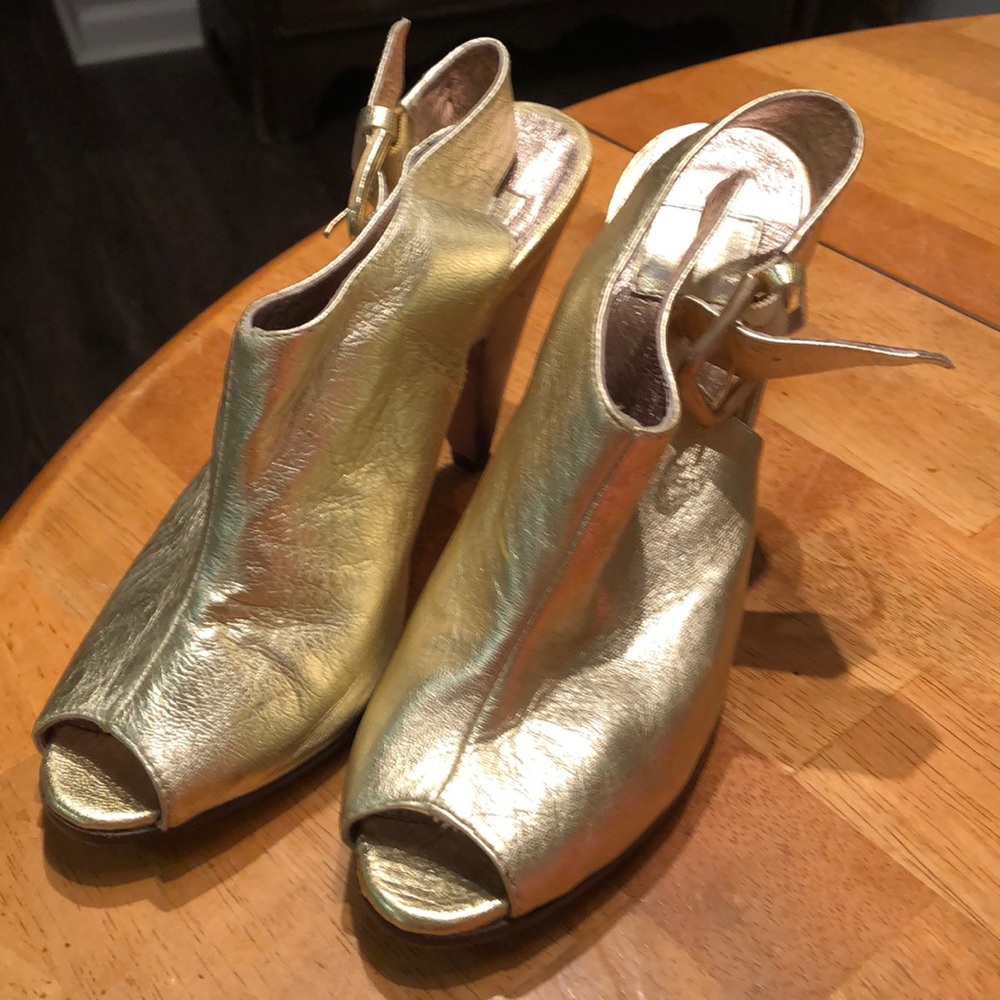 Dolce Vita Gold Peep Toe Sling Back